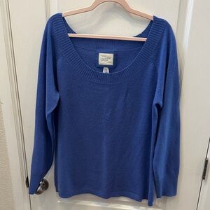 Old Navy Women's Periwinkle Blue Scoop Neck Sweater
